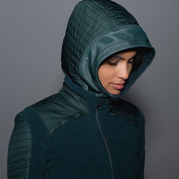lululemon athletica Dark Green Quilted Jacket - Picture 1 of 17